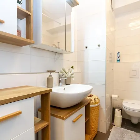 Little Pearl In The W Ac By Nw Budapeste